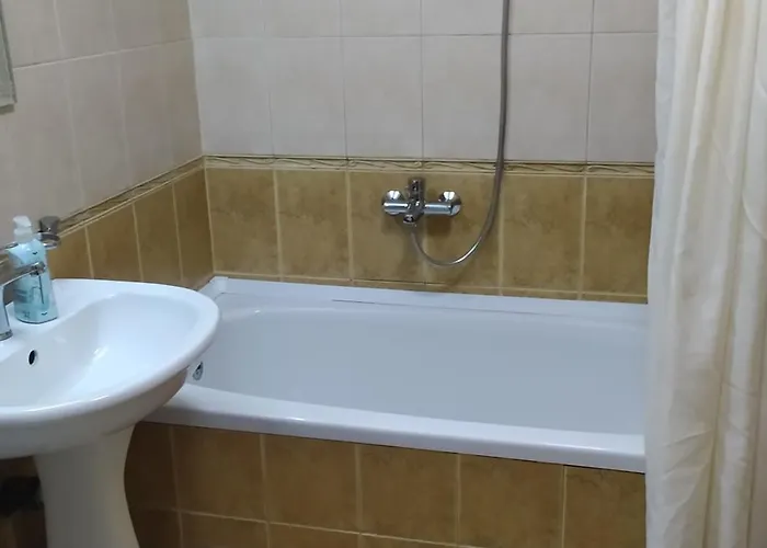 Ap Near Center Park Apartment *