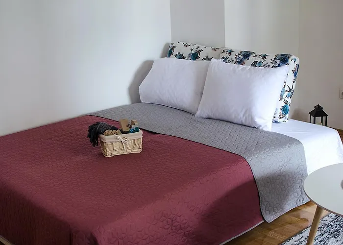 Ap Near Center Park Apartment *